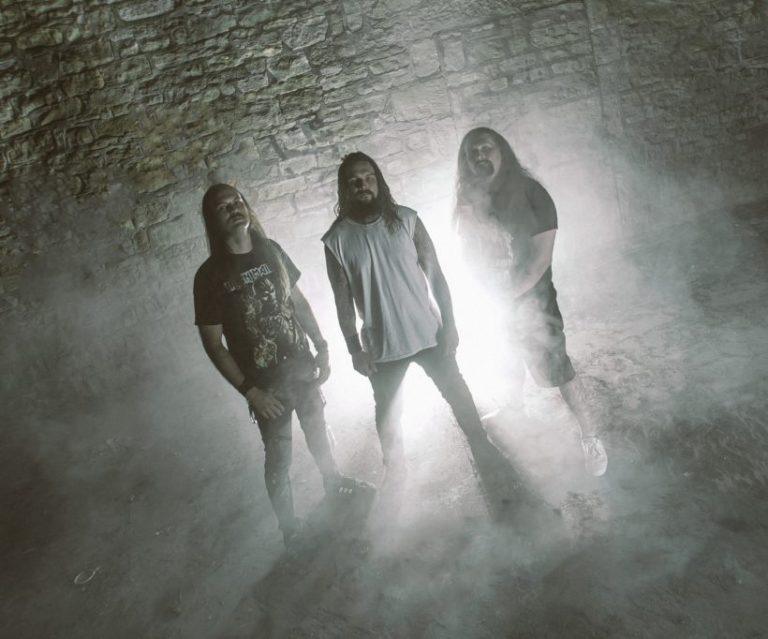 MISFIRE: Chicago Old-School Thrash Trio To Release Sympathy For The Ignorant Debut; New Video Now Playing At Decibel Magazine + Preorders Available - MNRK Heavy